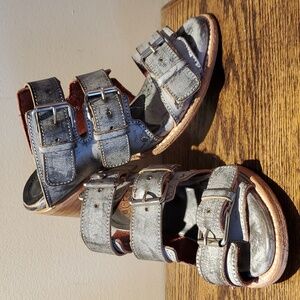 Freebird Quincy Sandals Low Block Heel, Leather, Buckles, Gray Size 9